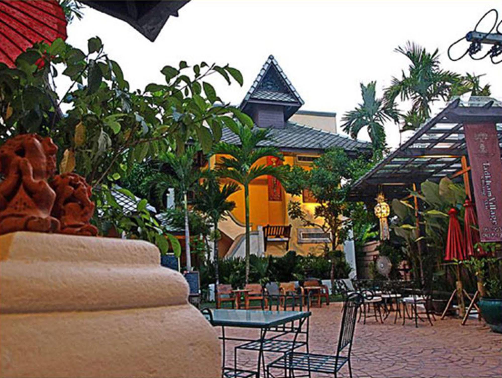 Tadkham Village, Chiang Mai Exteriör bild